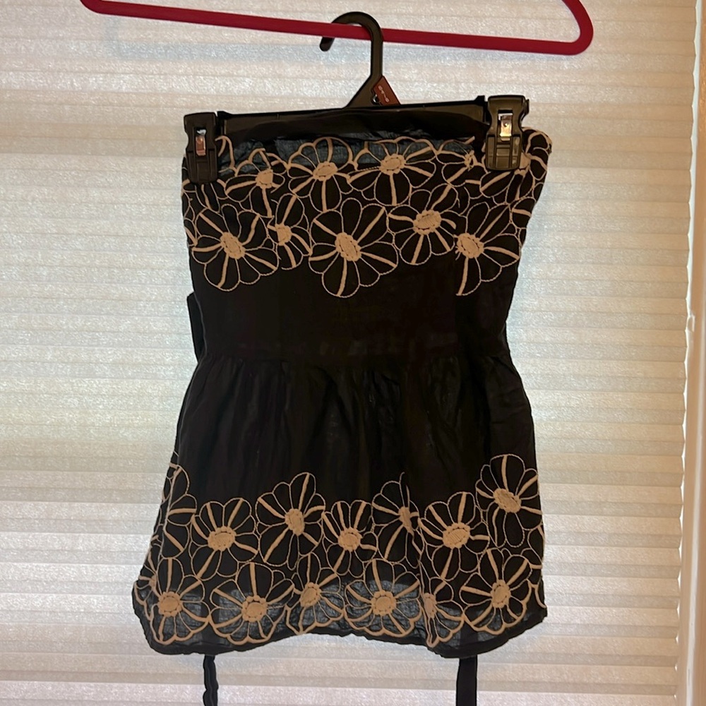 Black floral tube top